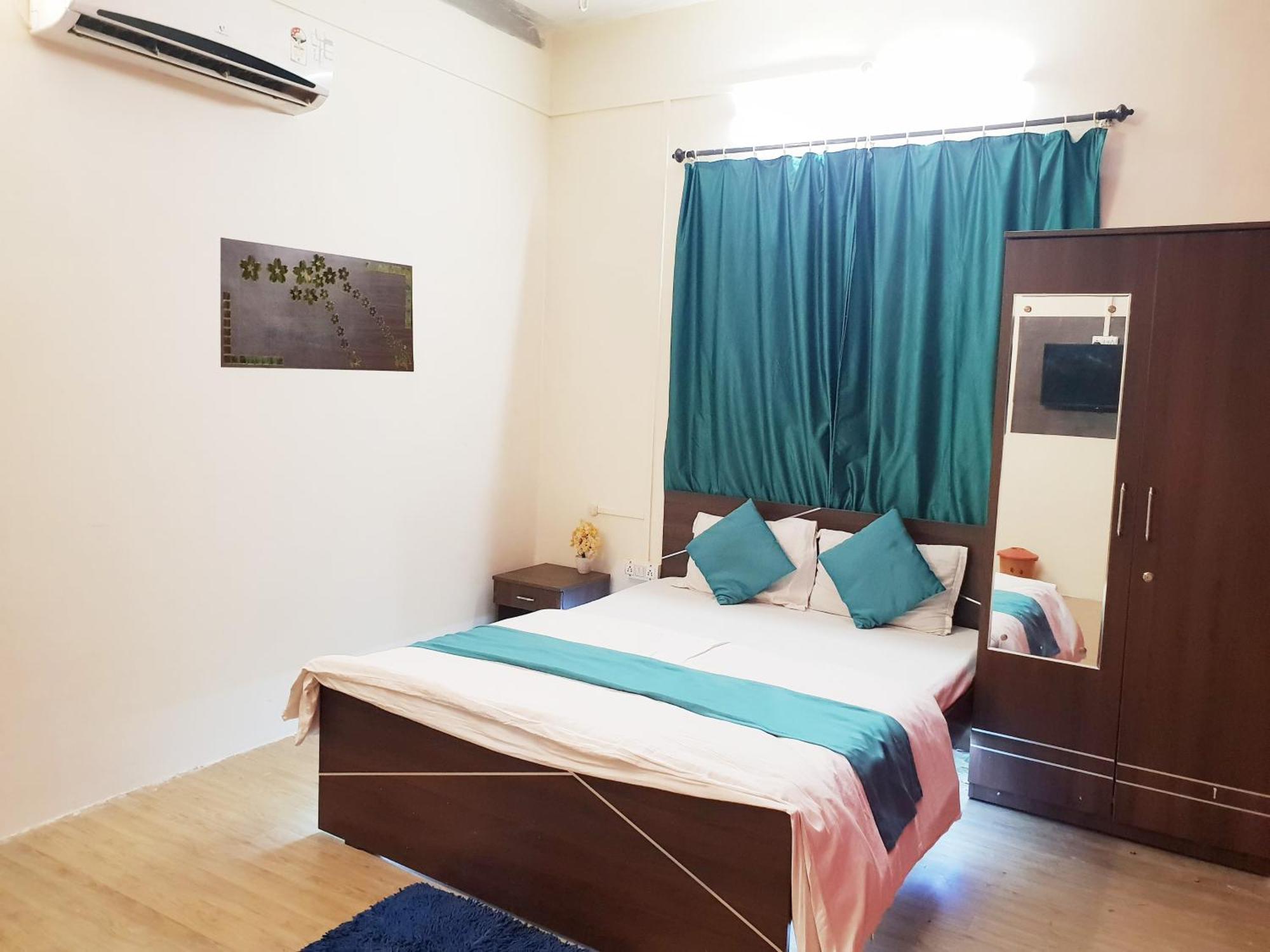 6 Cr Hotel Natraj Railway Station Aurangabad  Buitenkant foto